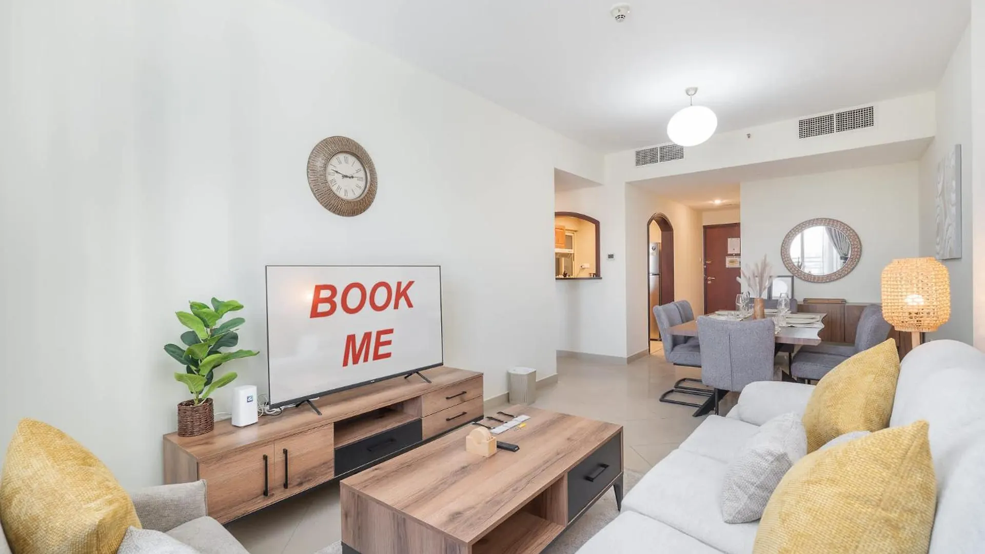 1 Bedroom Apartment With A City View And Sleeps 4 Dubai